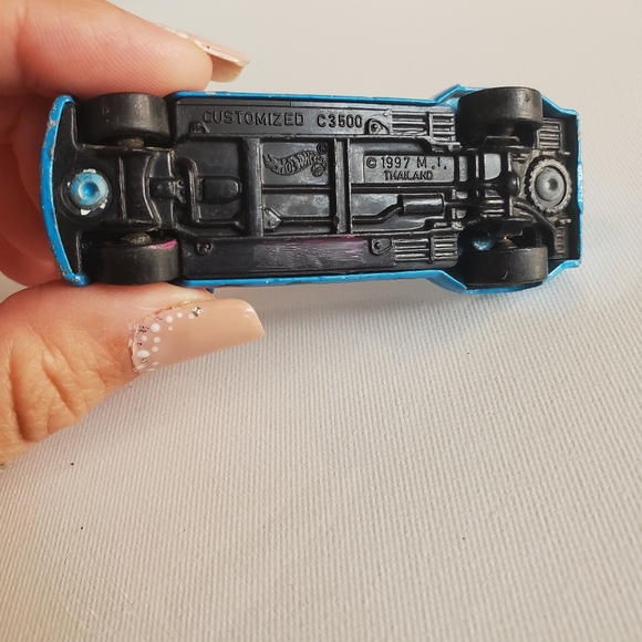 1997 "Customized C 3500" HW Trans #9 Truck Hot Wheels - Picture 7 of 7